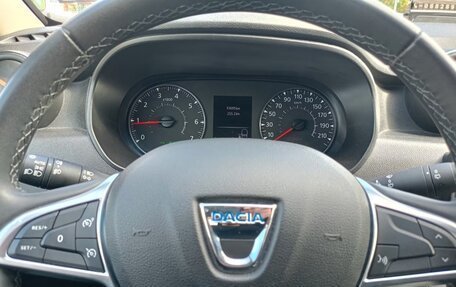 Dacia Duster II, 2023 год, 1 385 000 рублей, 8 фотография