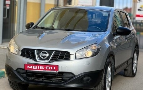 Nissan Qashqai, 2010 год, 870 000 рублей, 3 фотография