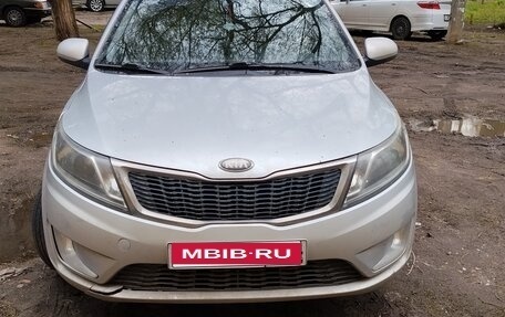 KIA Rio III рестайлинг, 2013 год, 750 000 рублей, 1 фотография