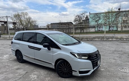 Honda Elysion, 2023 год, 5 200 000 рублей, 1 фотография