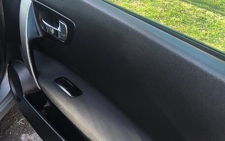 Nissan Qashqai, 2011 год, 890 000 рублей, 11 фотография