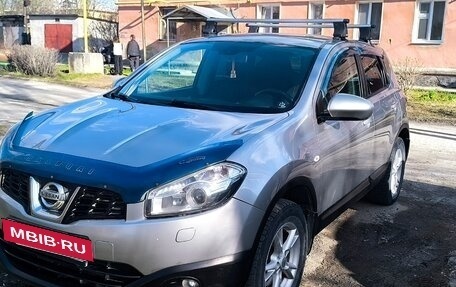 Nissan Qashqai, 2011 год, 890 000 рублей, 2 фотография