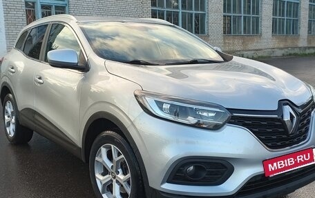 Renault Kadjar I рестайлинг, 2019 год, 1 420 000 рублей, 2 фотография