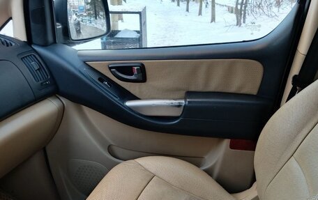 Hyundai Grand Starex Grand Starex I рестайлинг 2, 2010 год, 1 150 000 рублей, 4 фотография