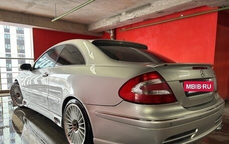 Mercedes-Benz CLK-Класс, 2002 год, 800 000 рублей, 6 фотография