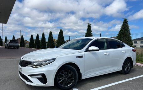 KIA Optima IV, 2020 год, 1 700 000 рублей, 2 фотография