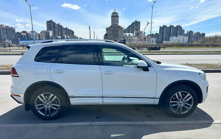 Volkswagen Touareg III, 2016 год, 3 750 000 рублей, 15 фотография