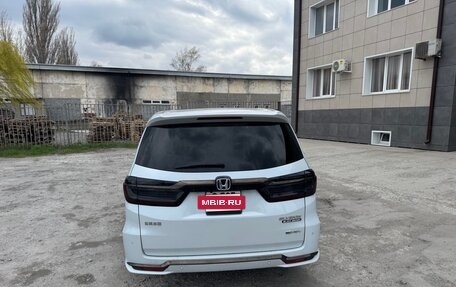 Honda Elysion, 2023 год, 5 200 000 рублей, 6 фотография