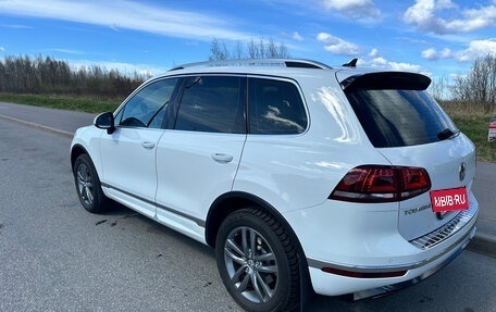 Volkswagen Touareg III, 2016 год, 3 750 000 рублей, 16 фотография