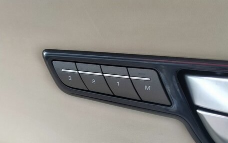 Land Rover Range Rover Evoque I, 2017 год, 2 700 000 рублей, 10 фотография