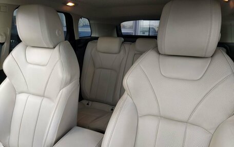 Land Rover Range Rover Evoque I, 2017 год, 2 700 000 рублей, 24 фотография