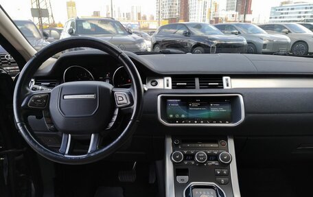 Land Rover Range Rover Evoque I, 2017 год, 2 700 000 рублей, 26 фотография