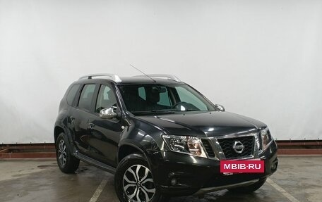 Nissan Terrano III, 2014 год, 1 049 000 рублей, 3 фотография
