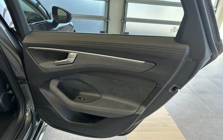 Audi A6, 2025 год, 9 900 000 рублей, 16 фотография