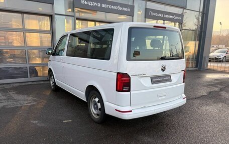 Volkswagen Caravelle T6 рестайлинг, 2020 год, 3 730 000 рублей, 7 фотография