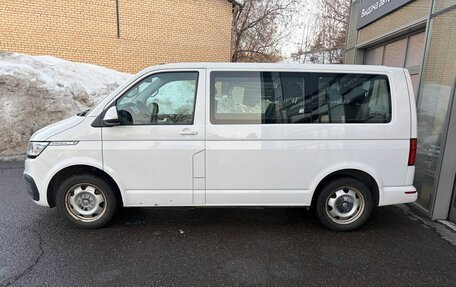 Volkswagen Caravelle T6 рестайлинг, 2020 год, 3 730 000 рублей, 5 фотография