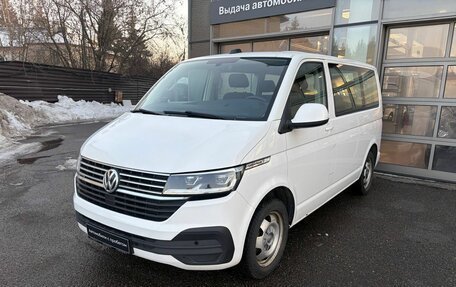 Volkswagen Caravelle T6 рестайлинг, 2020 год, 3 730 000 рублей, 4 фотография