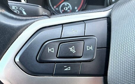 Volkswagen Caravelle T6 рестайлинг, 2020 год, 3 730 000 рублей, 13 фотография