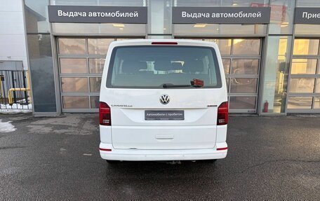 Volkswagen Caravelle T6 рестайлинг, 2020 год, 3 730 000 рублей, 6 фотография