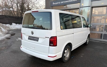 Volkswagen Caravelle T6 рестайлинг, 2020 год, 3 730 000 рублей, 9 фотография