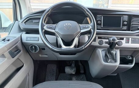 Volkswagen Caravelle T6 рестайлинг, 2020 год, 3 730 000 рублей, 16 фотография