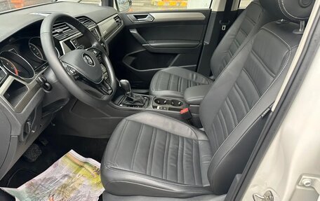 Volkswagen Touran III, 2021 год, 1 750 000 рублей, 9 фотография