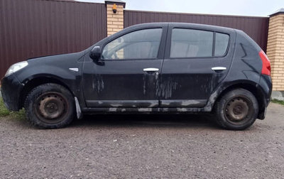 Renault Sandero I, 2014 год, 99 000 рублей, 1 фотография