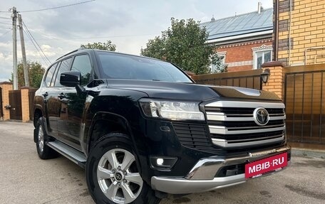 Toyota Land Cruiser, 2023 год, 10 499 999 рублей, 2 фотография