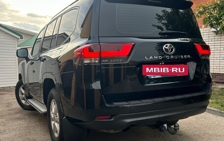 Toyota Land Cruiser, 2023 год, 10 499 999 рублей, 4 фотография