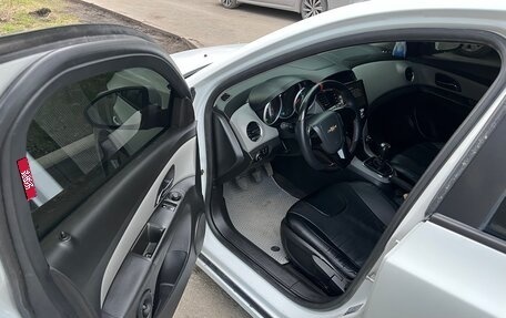 Chevrolet Cruze II, 2012 год, 550 000 рублей, 9 фотография