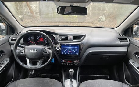 KIA Rio III рестайлинг, 2012 год, 650 000 рублей, 10 фотография
