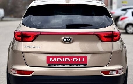 KIA Sportage IV рестайлинг, 2018 год, 2 030 000 рублей, 6 фотография