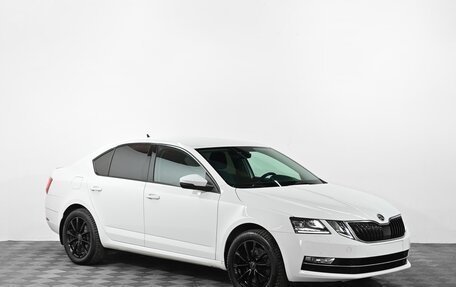 Skoda Octavia, 2017 год, 1 799 000 рублей, 2 фотография