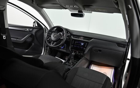 Skoda Octavia, 2017 год, 1 799 000 рублей, 5 фотография