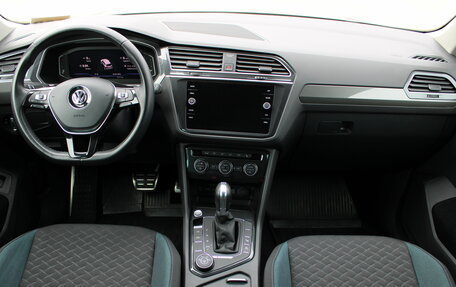 Volkswagen Tiguan II, 2019 год, 2 895 000 рублей, 9 фотография