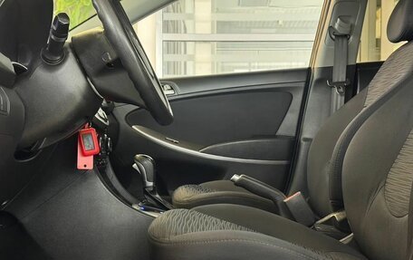 Hyundai Solaris II рестайлинг, 2016 год, 1 170 000 рублей, 10 фотография
