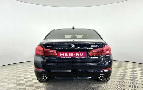 BMW 5 серия, 2019 год, 3 560 000 рублей, 4 фотография