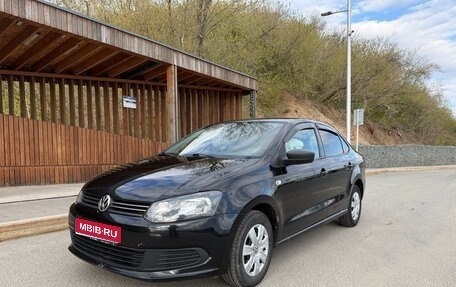Volkswagen Polo VI (EU Market), 2014 год, 750 000 рублей, 1 фотография