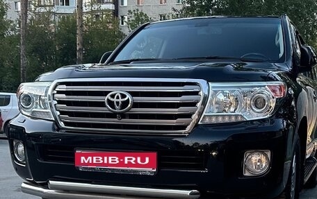 Toyota Land Cruiser 200, 2015 год, 4 550 000 рублей, 1 фотография