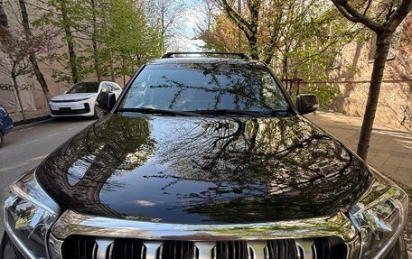 Toyota Land Cruiser Prado 150 рестайлинг 2, 2017 год, 5 500 000 рублей, 1 фотография