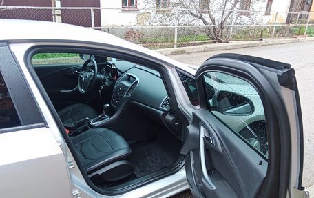 Opel Astra J, 2013 год, 780 000 рублей, 4 фотография