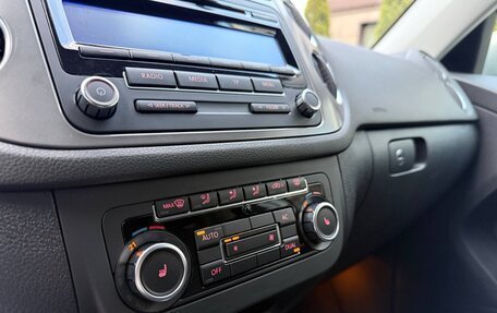 Volkswagen Tiguan I, 2010 год, 1 000 000 рублей, 12 фотография