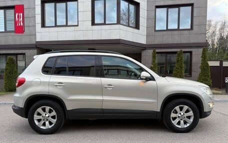 Volkswagen Tiguan I, 2010 год, 1 000 000 рублей, 6 фотография