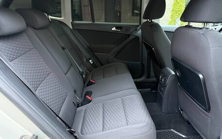 Volkswagen Tiguan I, 2010 год, 1 000 000 рублей, 19 фотография