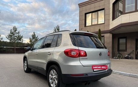 Volkswagen Tiguan I, 2010 год, 1 000 000 рублей, 3 фотография