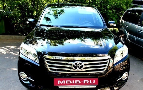 Toyota RAV4, 2011 год, 1 400 000 рублей, 2 фотография