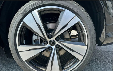 Audi Q5, 2025 год, 18 фотография