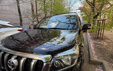 Toyota Land Cruiser Prado 150 рестайлинг 2, 2017 год, 5 500 000 рублей, 4 фотография