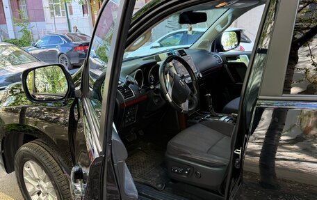 Toyota Land Cruiser Prado 150 рестайлинг 2, 2017 год, 5 500 000 рублей, 6 фотография