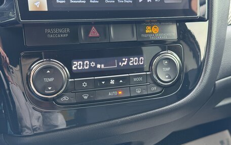 Mitsubishi Outlander III рестайлинг 3, 2016 год, 1 590 000 рублей, 18 фотография